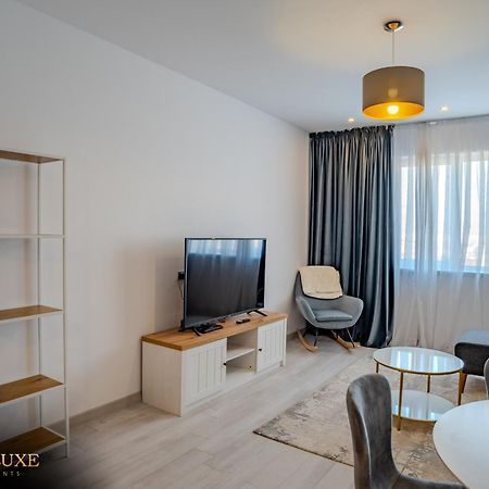 Yamaluxe Apartments - Silent & Warm With Many Facilities Bukarest Kültér fotó